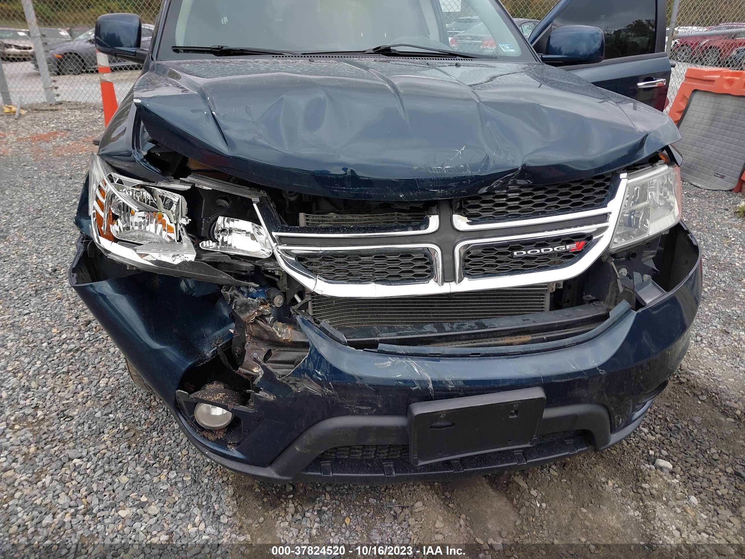 Photo 5 VIN: 3C4PDDDG0DT685465 - DODGE JOURNEY 