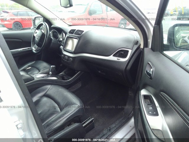 Photo 4 VIN: 3C4PDDDG3ET133511 - DODGE JOURNEY 