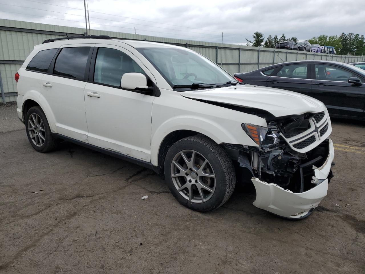 Photo 3 VIN: 3C4PDDEG0FT660826 - DODGE JOURNEY 