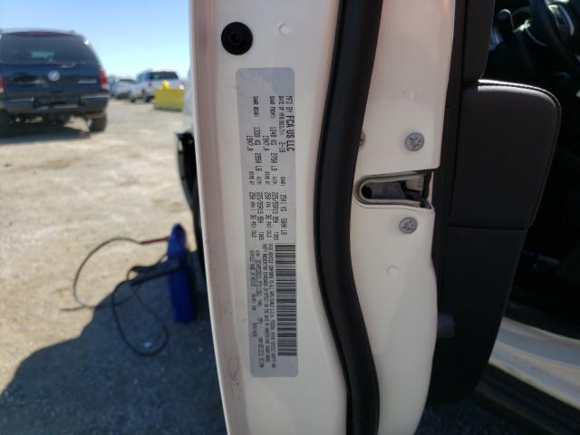 Photo 9 VIN: 3C4PDDEG1JT311361 - DODGE JOURNEY 