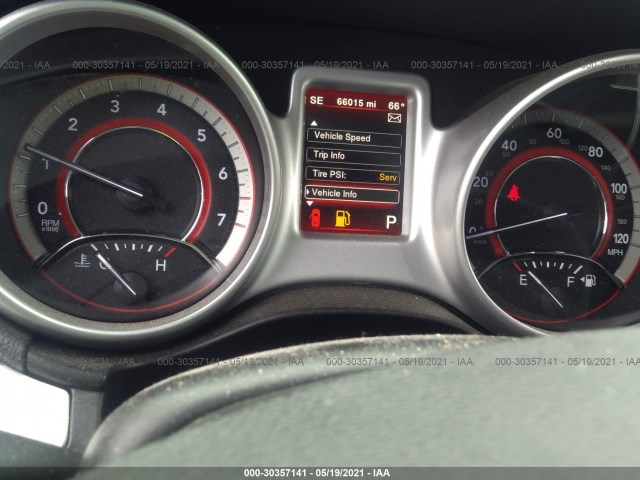 Photo 6 VIN: 3C4PDDEG3JT464131 - DODGE JOURNEY 