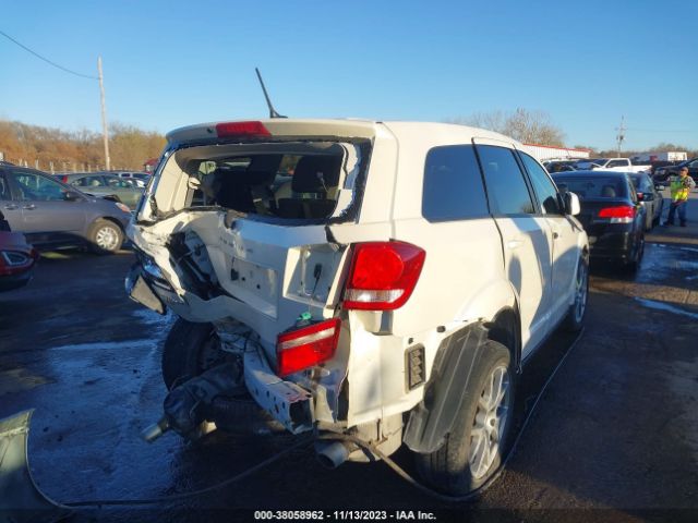 Photo 3 VIN: 3C4PDDEG4GT110319 - DODGE JOURNEY 