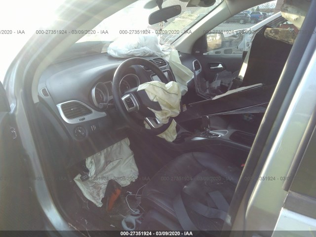 Photo 4 VIN: 3C4PDDEG6JT504637 - DODGE JOURNEY 