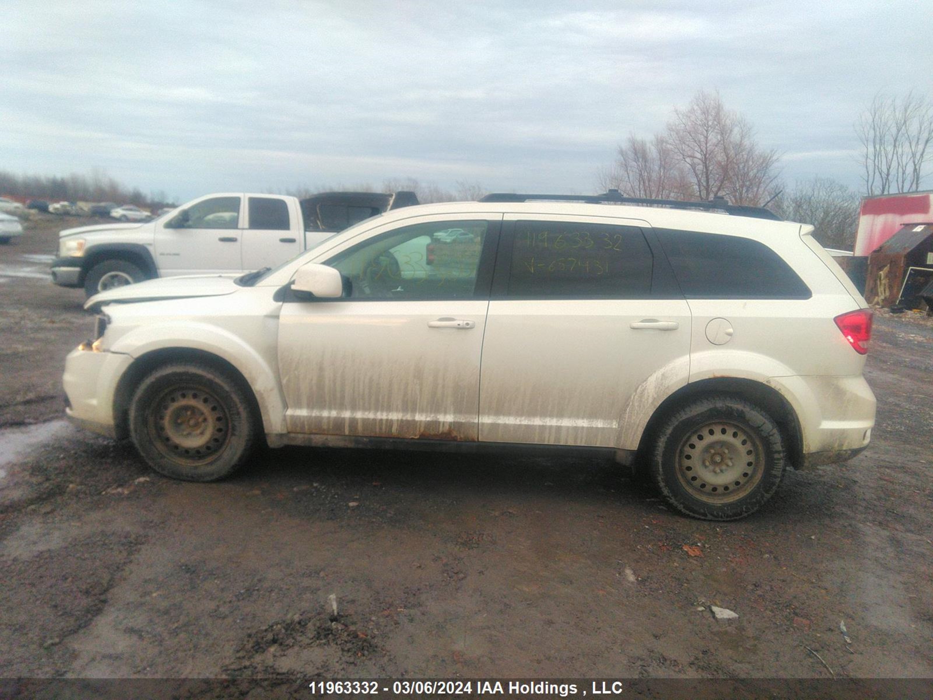 Photo 13 VIN: 3C4PDDEGXDT657431 - DODGE JOURNEY 