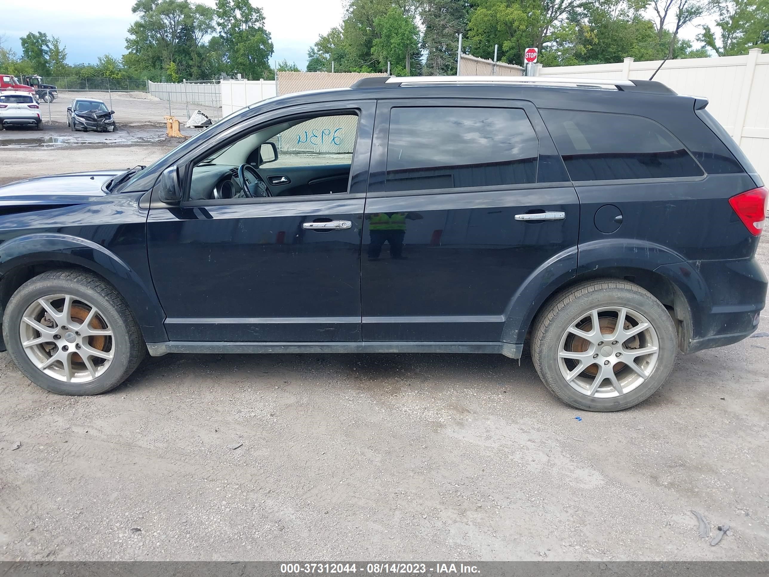 Photo 13 VIN: 3C4PDDFG0FT568081 - DODGE JOURNEY 