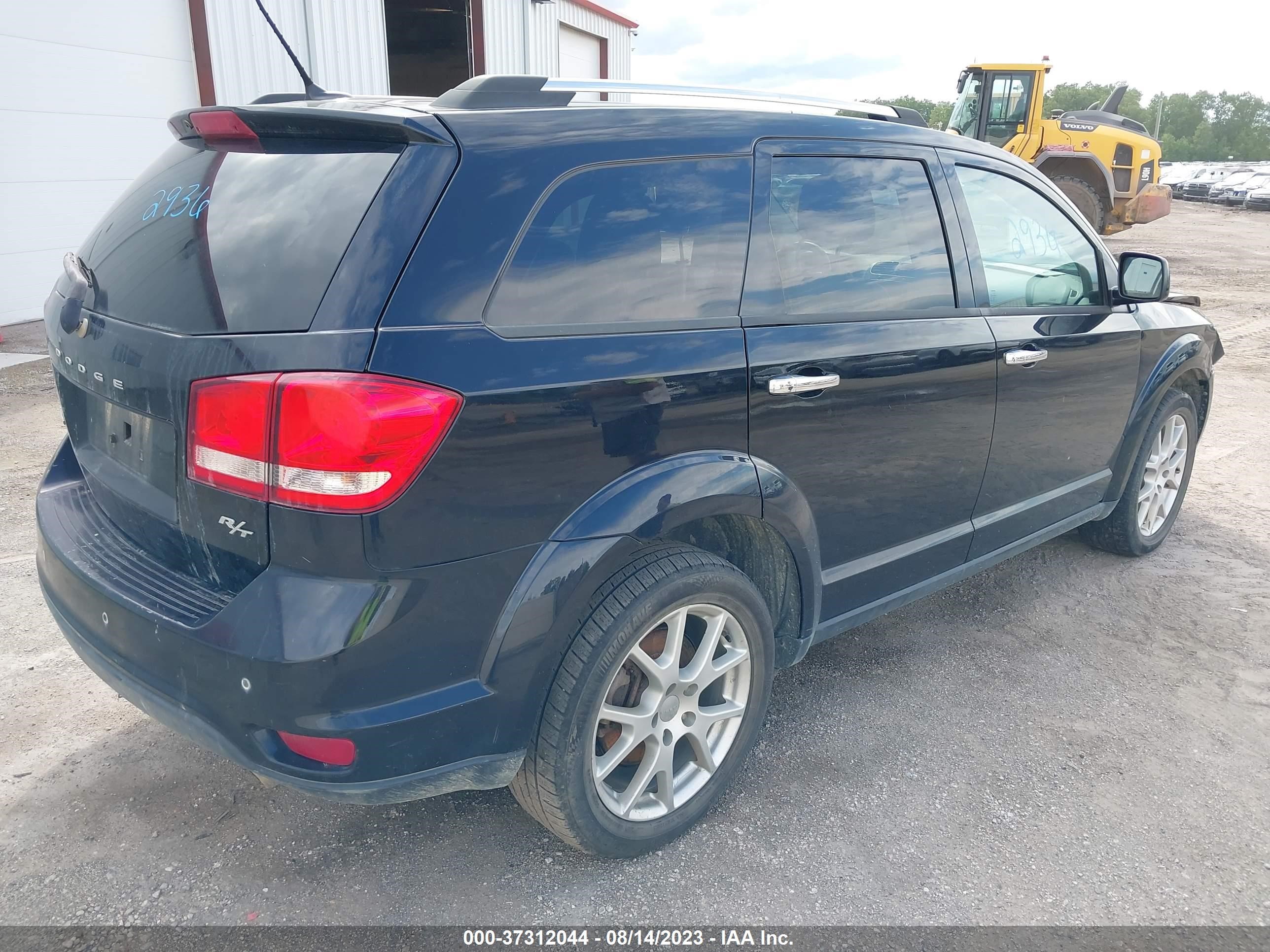 Photo 3 VIN: 3C4PDDFG0FT568081 - DODGE JOURNEY 