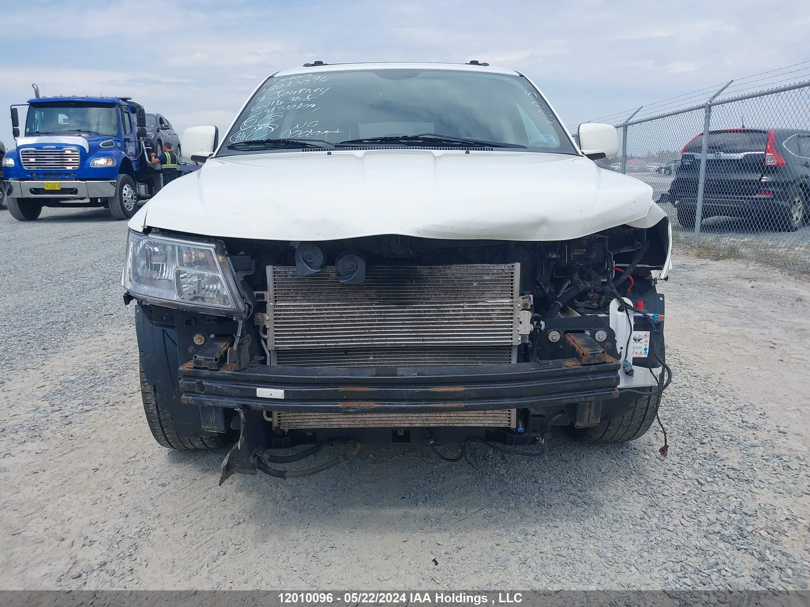 Photo 12 VIN: 3C4PDDFG1GT216368 - DODGE JOURNEY 