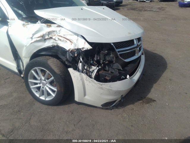 Photo 5 VIN: 3C4PDDFG3ET140486 - DODGE JOURNEY 