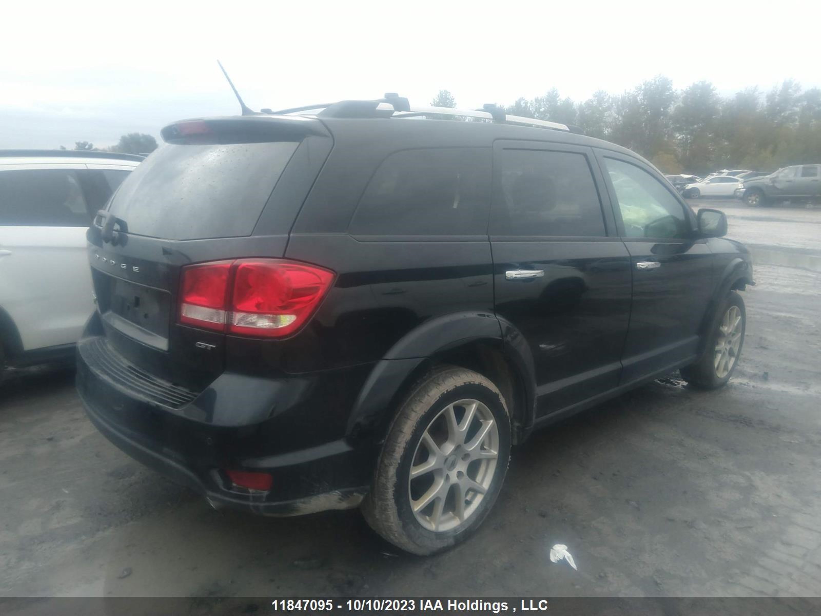 Photo 3 VIN: 3C4PDDFG9JT359365 - DODGE JOURNEY 