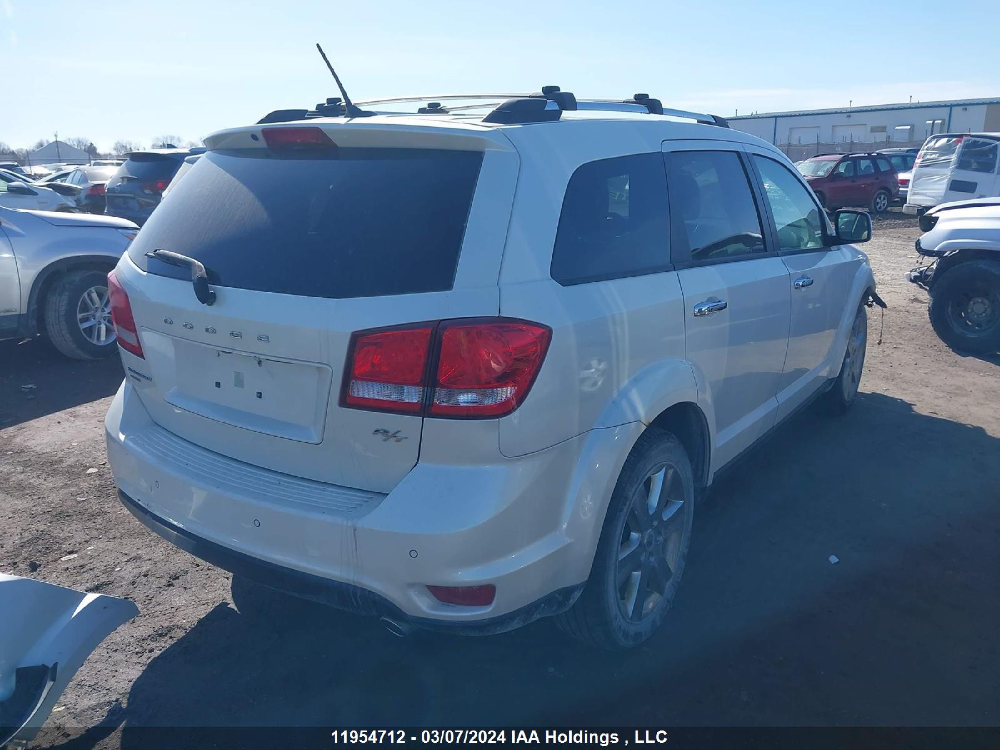 Photo 3 VIN: 3C4PDDFGXFT581405 - DODGE JOURNEY 