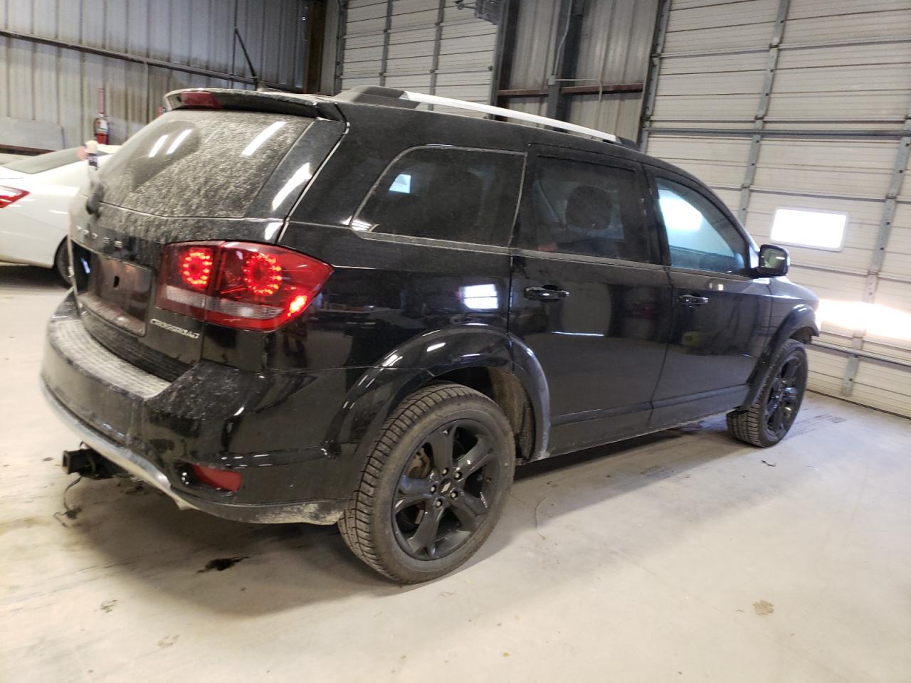 Photo 2 VIN: 3C4PDDGG0JT387442 - DODGE JOURNEY 