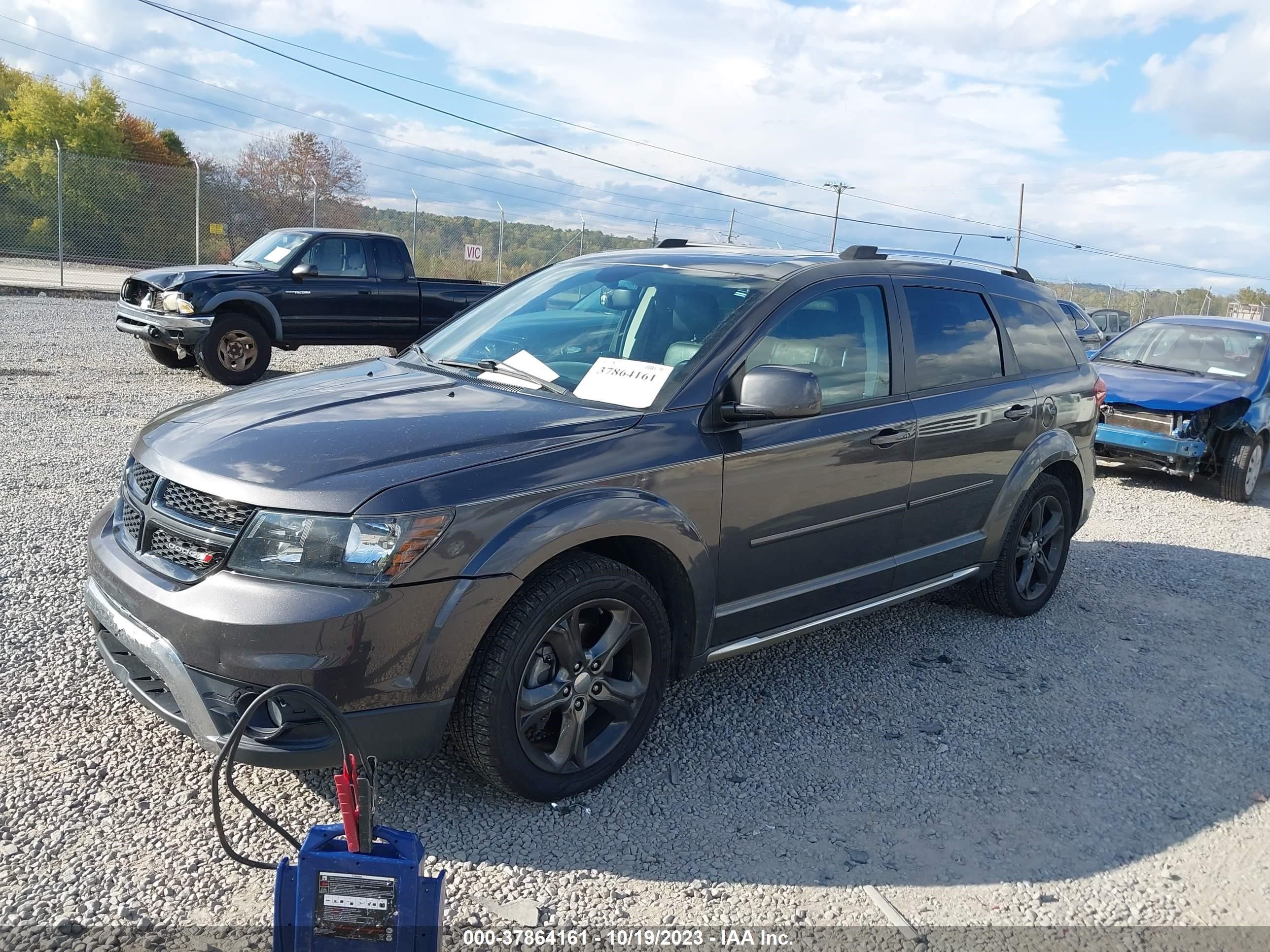 Photo 1 VIN: 3C4PDDGG1ET262374 - DODGE JOURNEY 