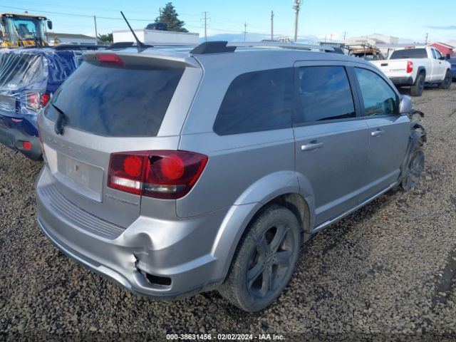 Photo 3 VIN: 3C4PDDGG3JT388178 - DODGE JOURNEY 