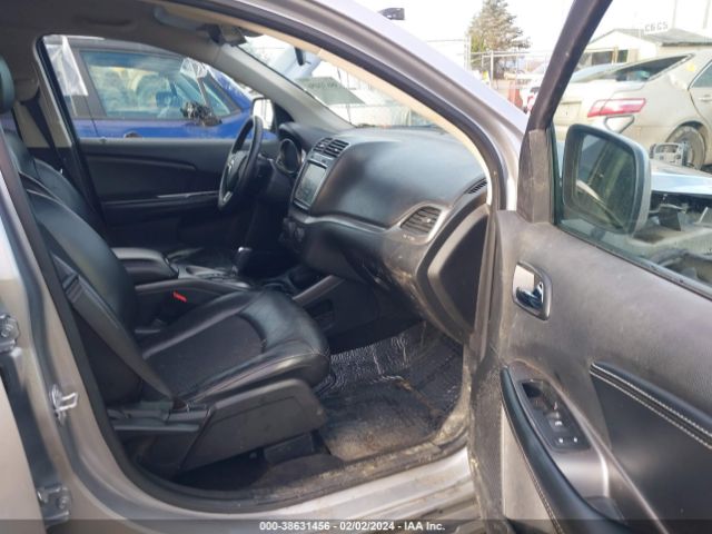 Photo 4 VIN: 3C4PDDGG3JT388178 - DODGE JOURNEY 