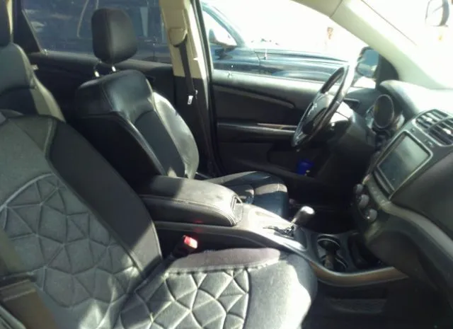 Photo 4 VIN: 3C4PDDGG4JT387573 - DODGE JOURNEY 