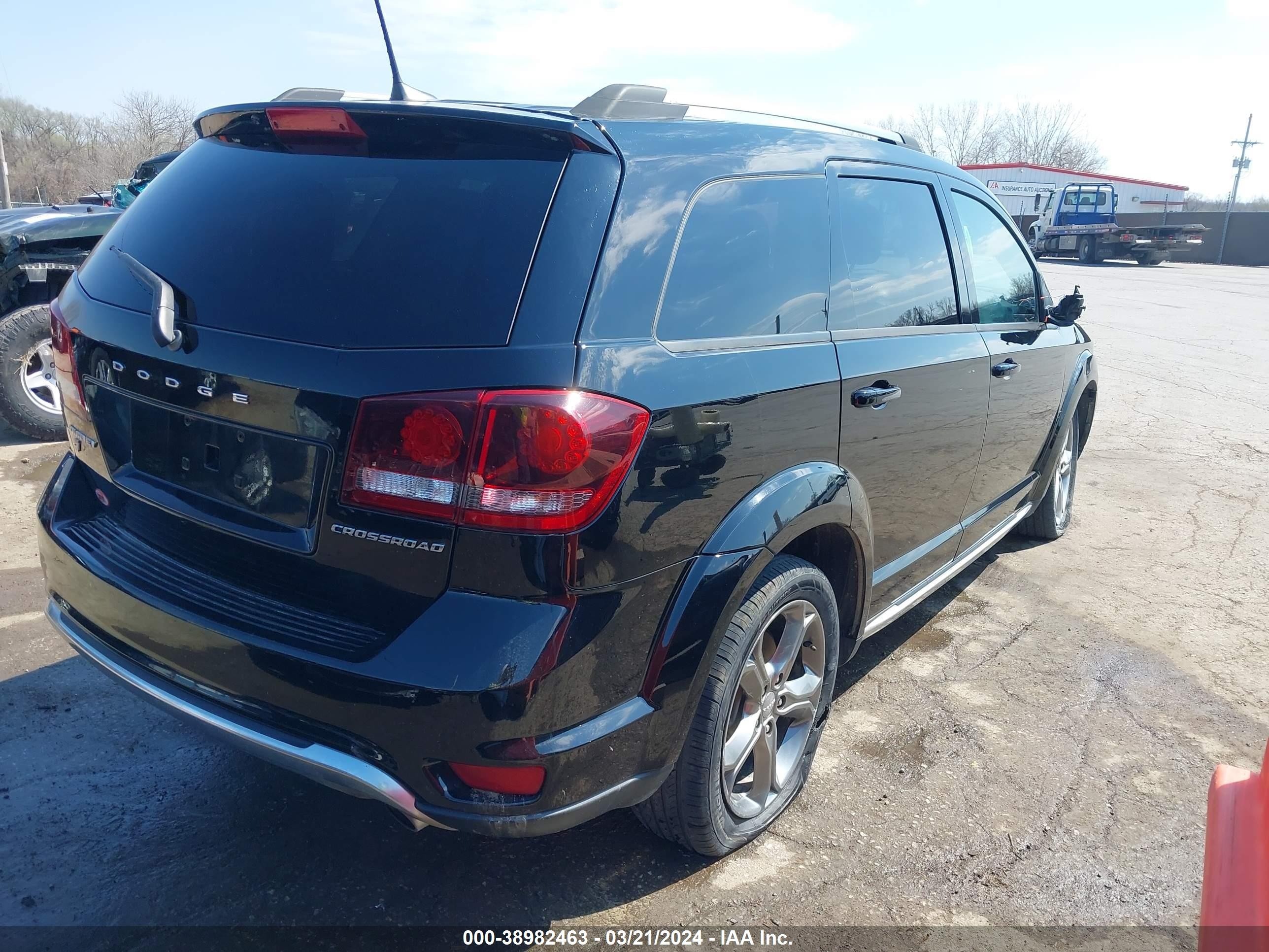 Photo 4 VIN: 3C4PDDGG6JT514646 - DODGE JOURNEY 