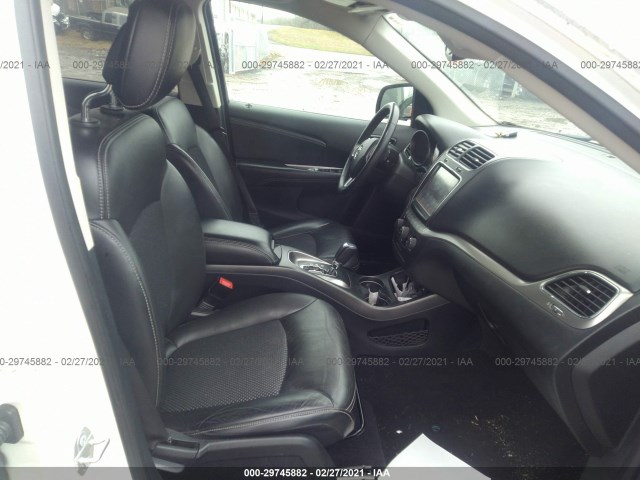 Photo 4 VIN: 3C4PDDGG6JT523198 - DODGE JOURNEY CROSSROAD 