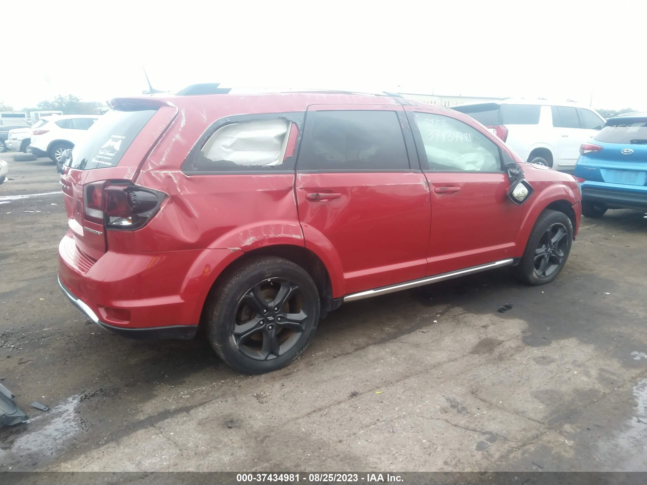 Photo 3 VIN: 3C4PDDGG7JT431002 - DODGE JOURNEY 