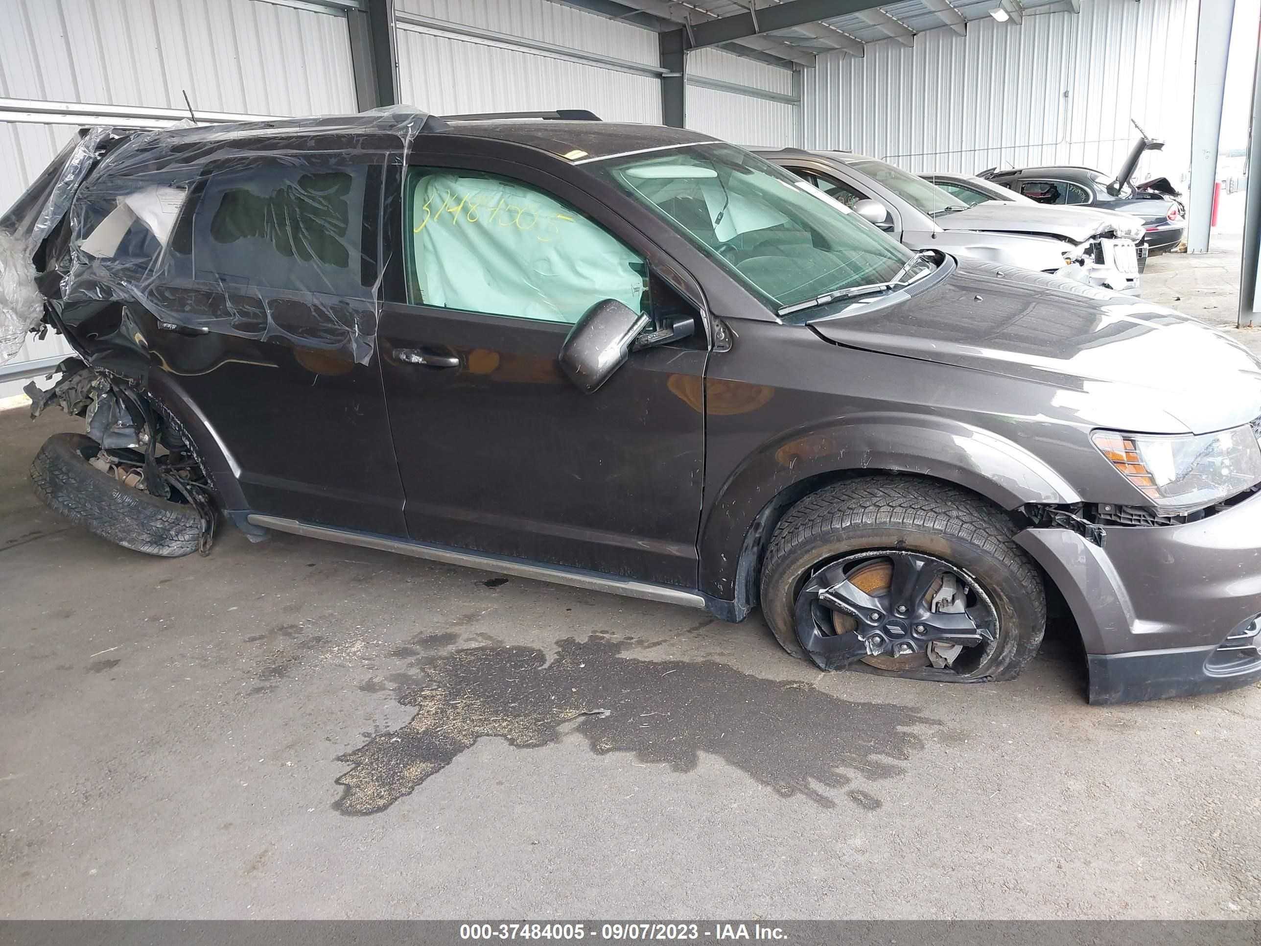 Photo 12 VIN: 3C4PDDGG8KT820135 - DODGE JOURNEY 