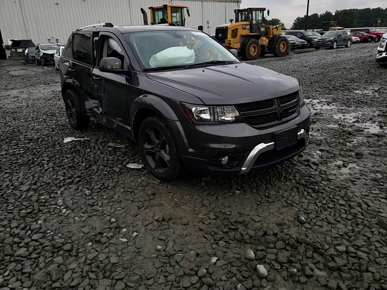 Photo 10 VIN: 3C4PDDGG9JT388556 - DODGE JOURNEY CR 