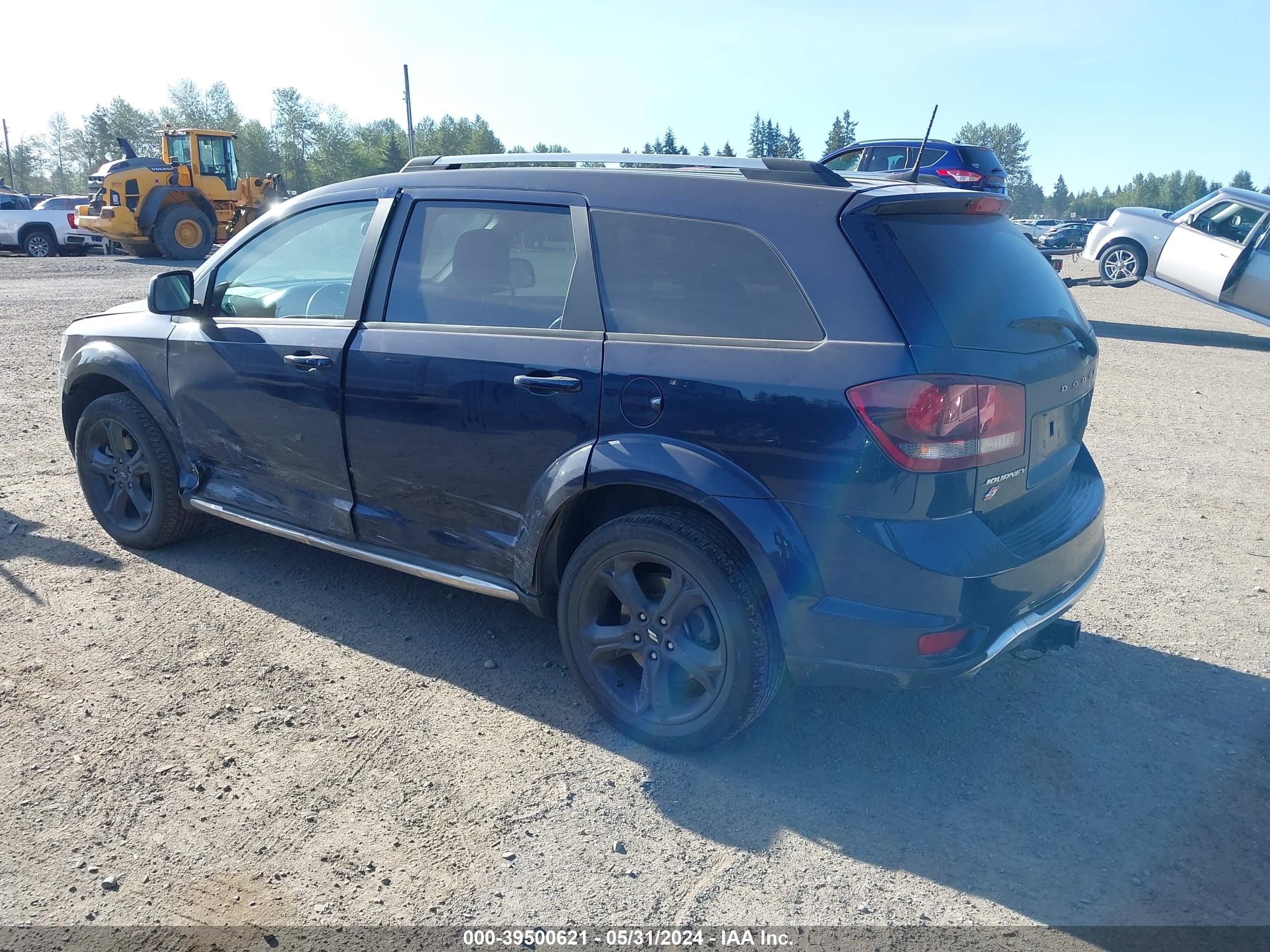 Photo 2 VIN: 3C4PDDGG9JT430921 - DODGE JOURNEY 