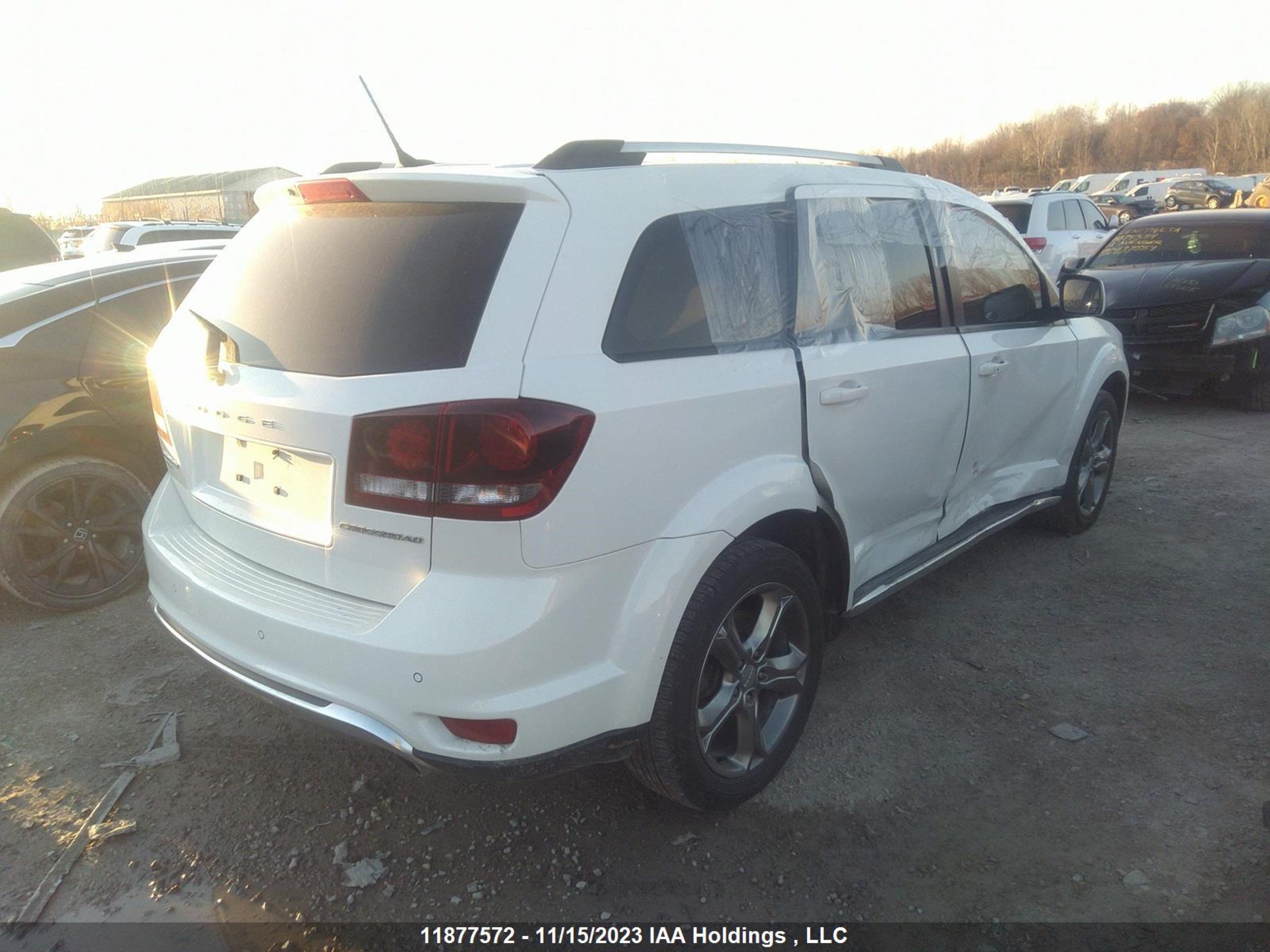 Photo 3 VIN: 3C4PDDGGXGT179545 - DODGE JOURNEY 