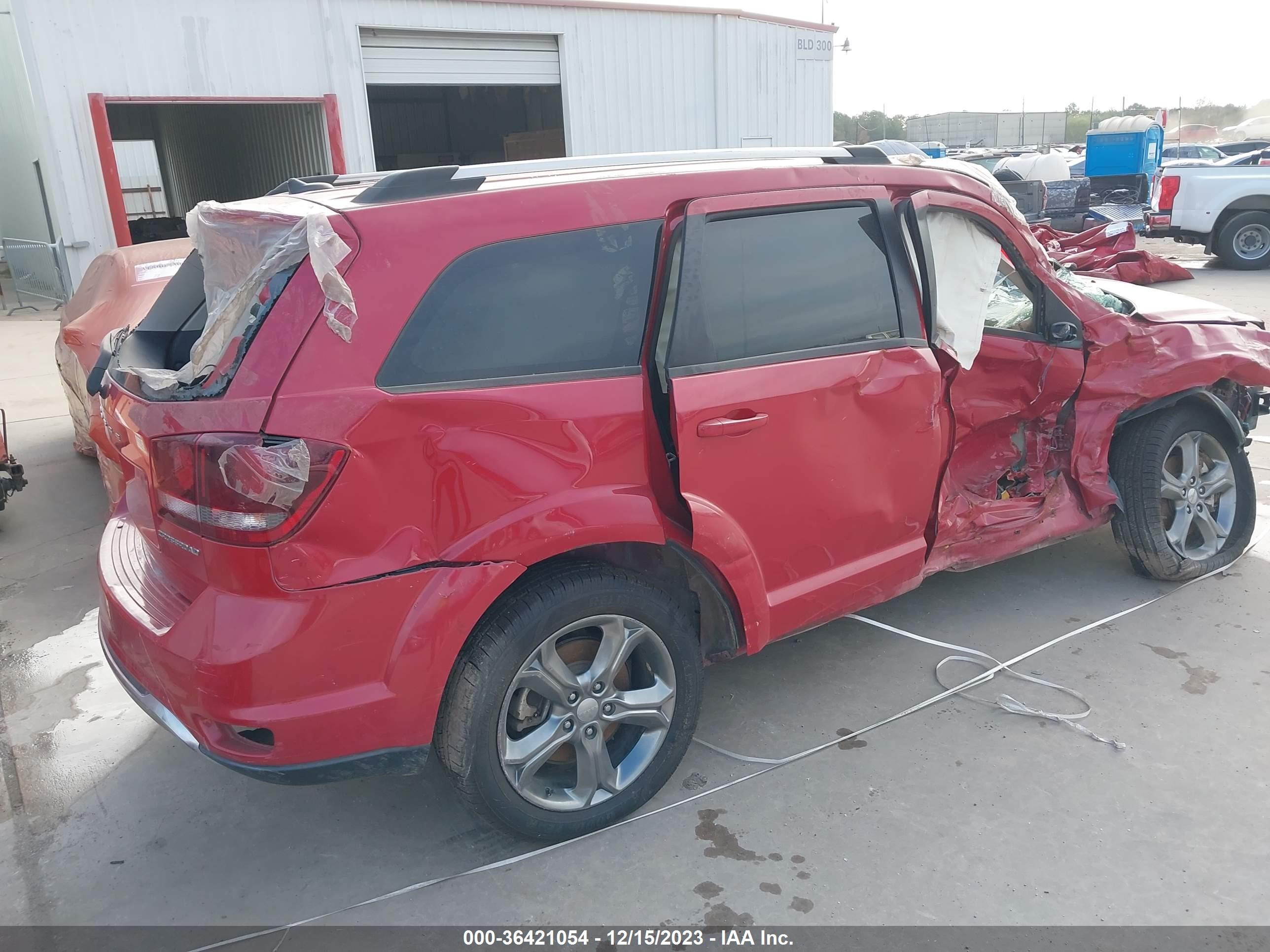 Photo 3 VIN: 3C4PDDGGXHT583091 - DODGE JOURNEY 