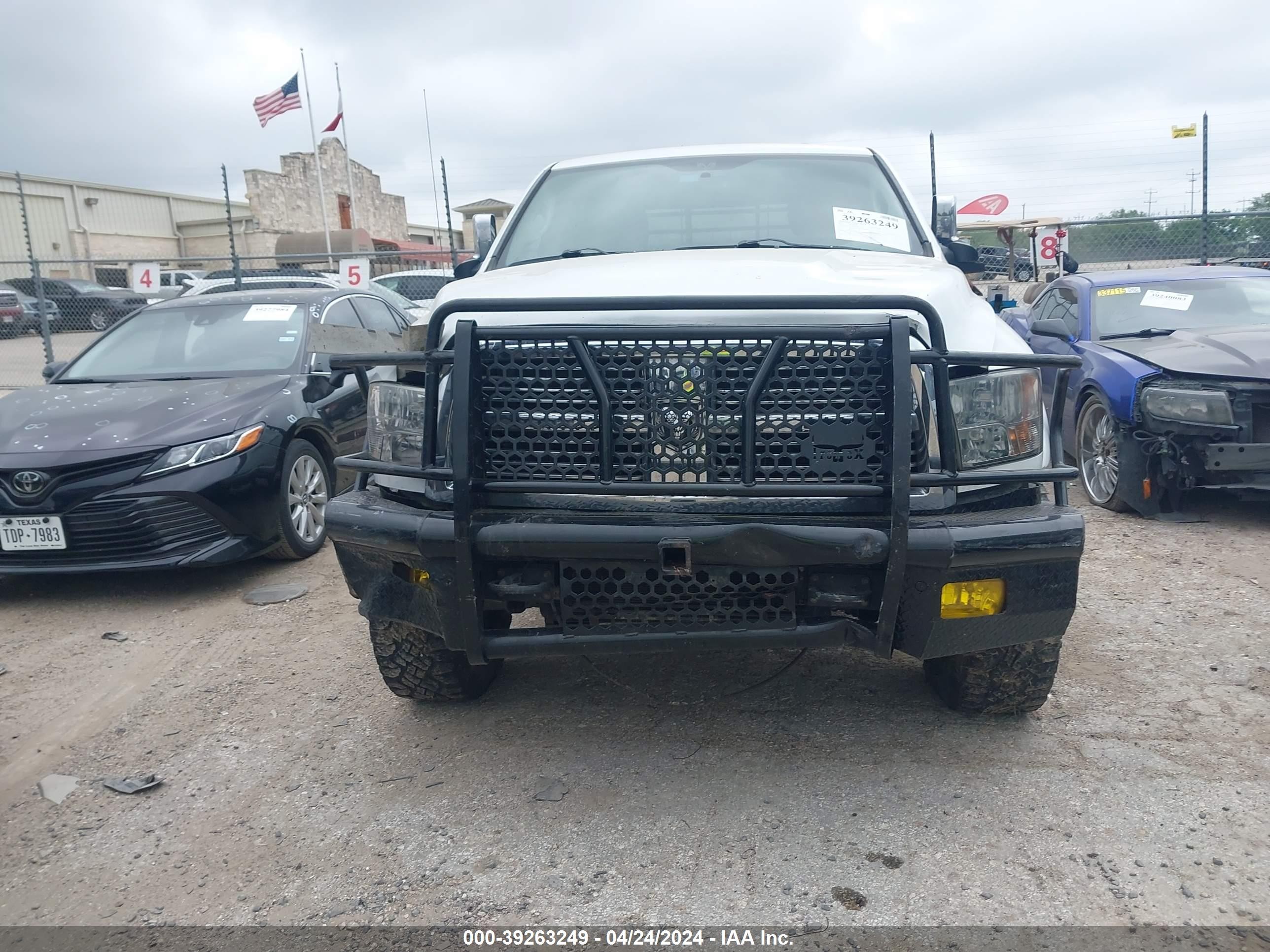 Photo 10 VIN: 3C63D3EL2CG183690 - DODGE RAM 