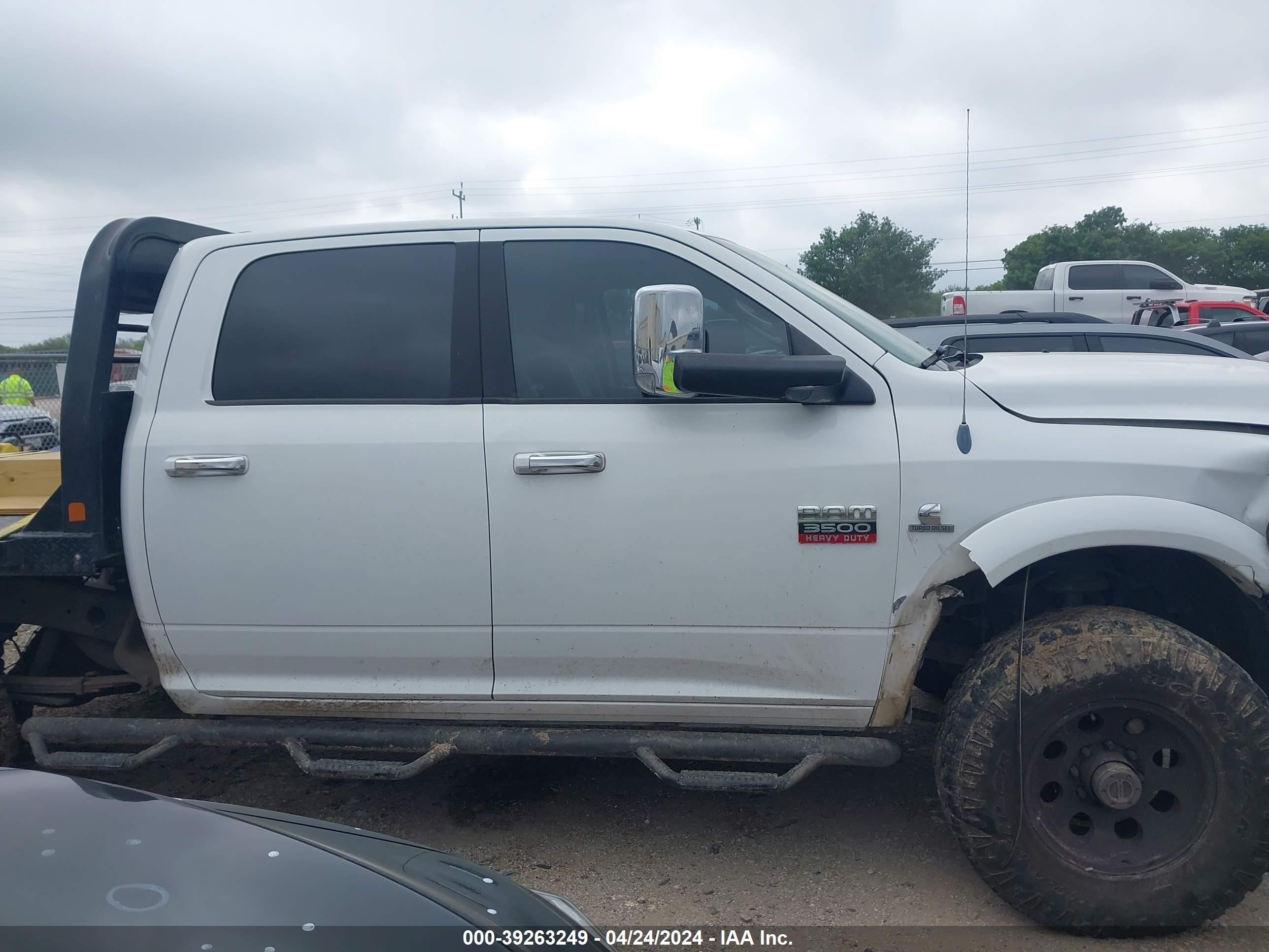 Photo 11 VIN: 3C63D3EL2CG183690 - DODGE RAM 