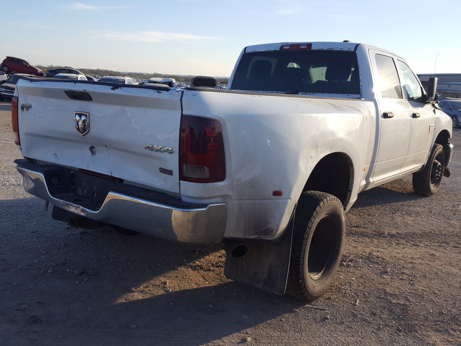 Photo 3 VIN: 3C63DRGL7CG286202 - DODGE RAM 3500 S 