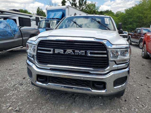 Photo 4 VIN: 3C63RRHL4KG726956 - RAM 3500 