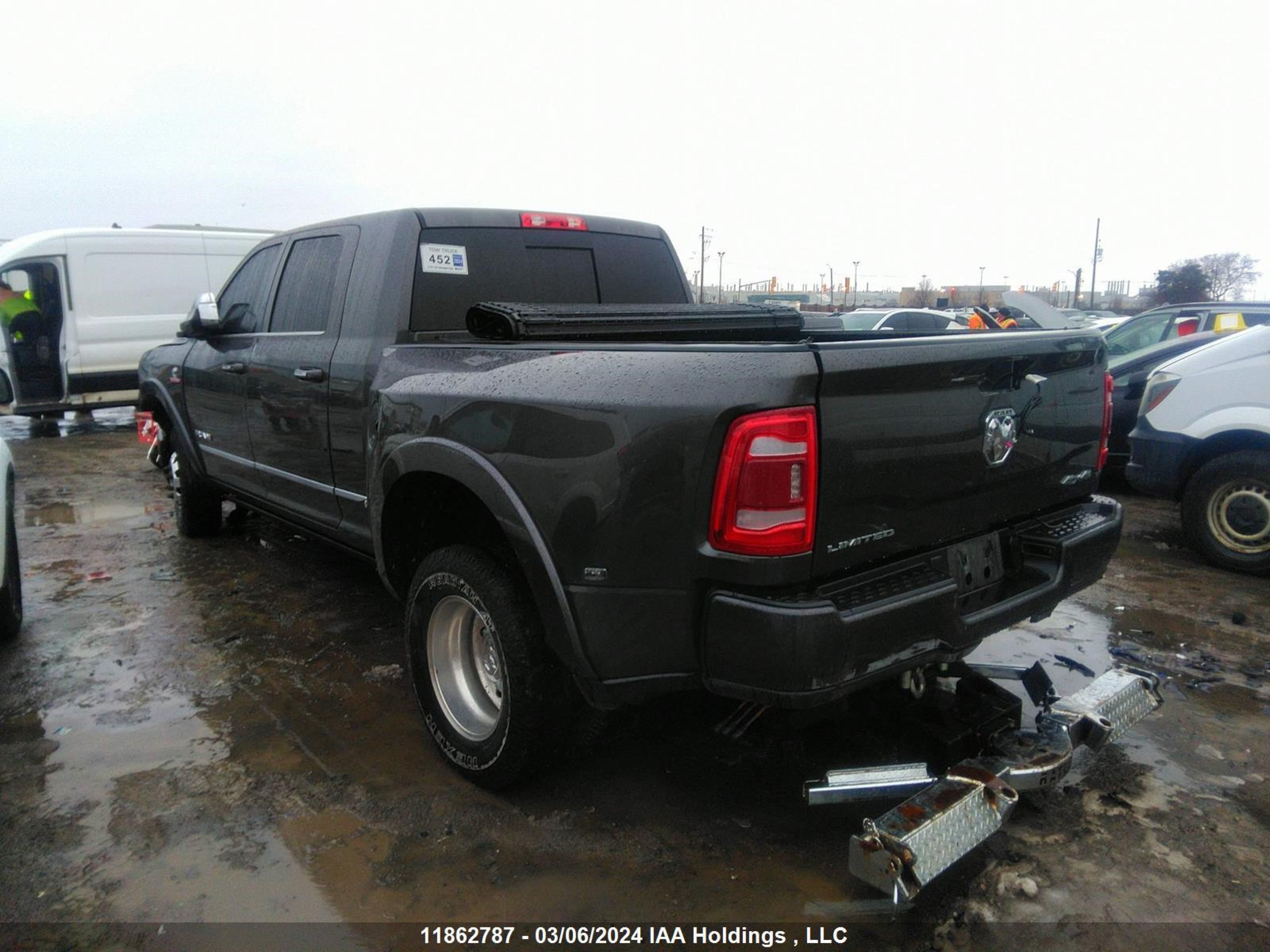 Photo 2 VIN: 3C63RRPL8NG359386 - DODGE RAM 