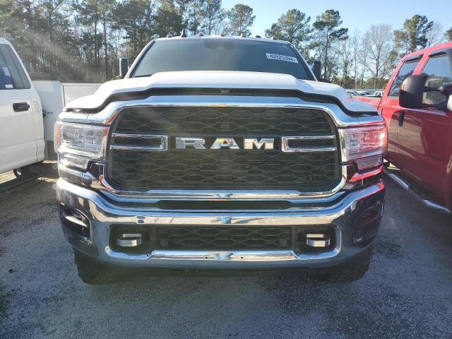 Photo 4 VIN: 3C63RRRL9MG671339 - RAM 3500 