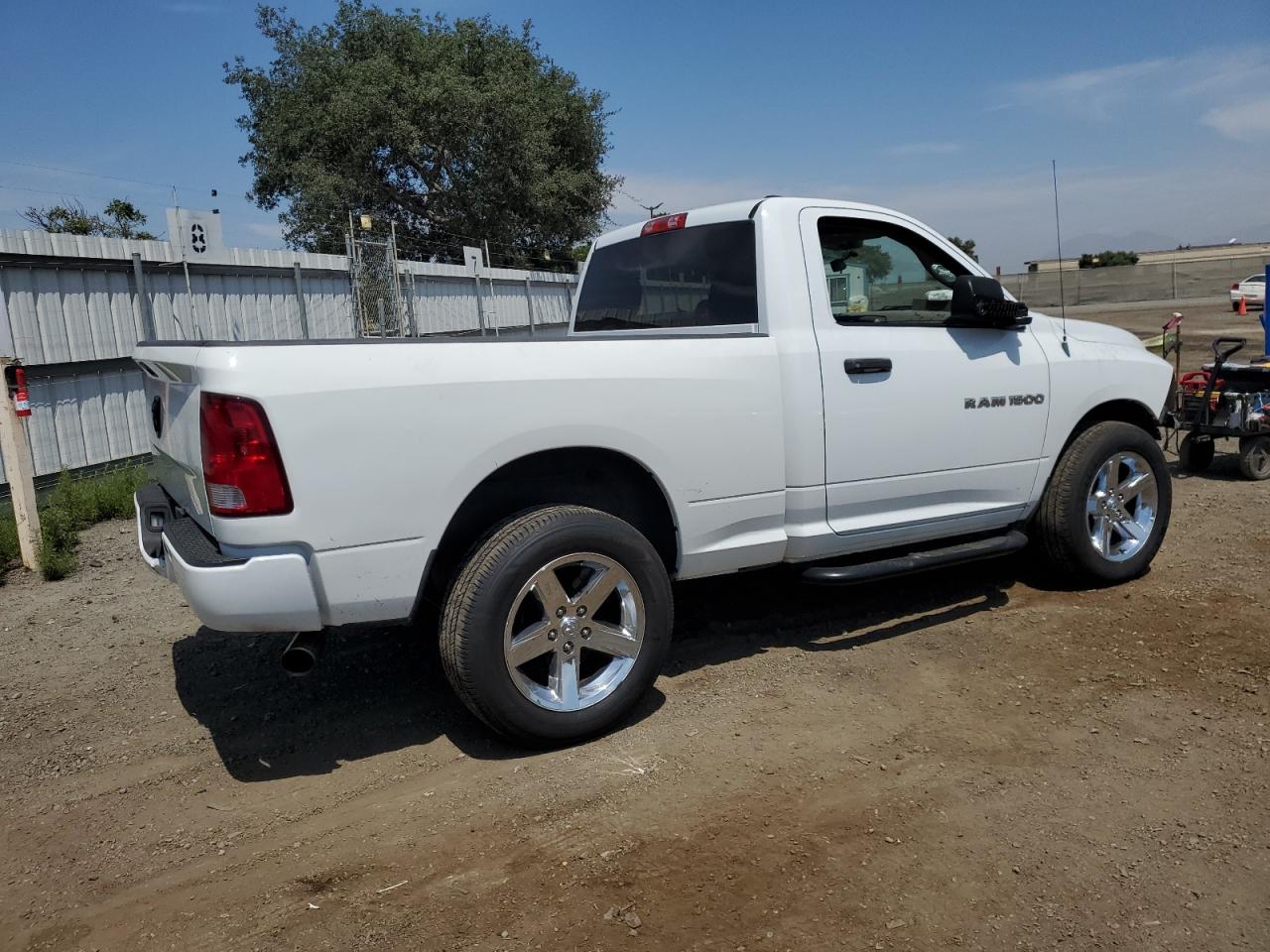 Photo 2 VIN: 3C6JD6AK1CG143221 - DODGE RAM 