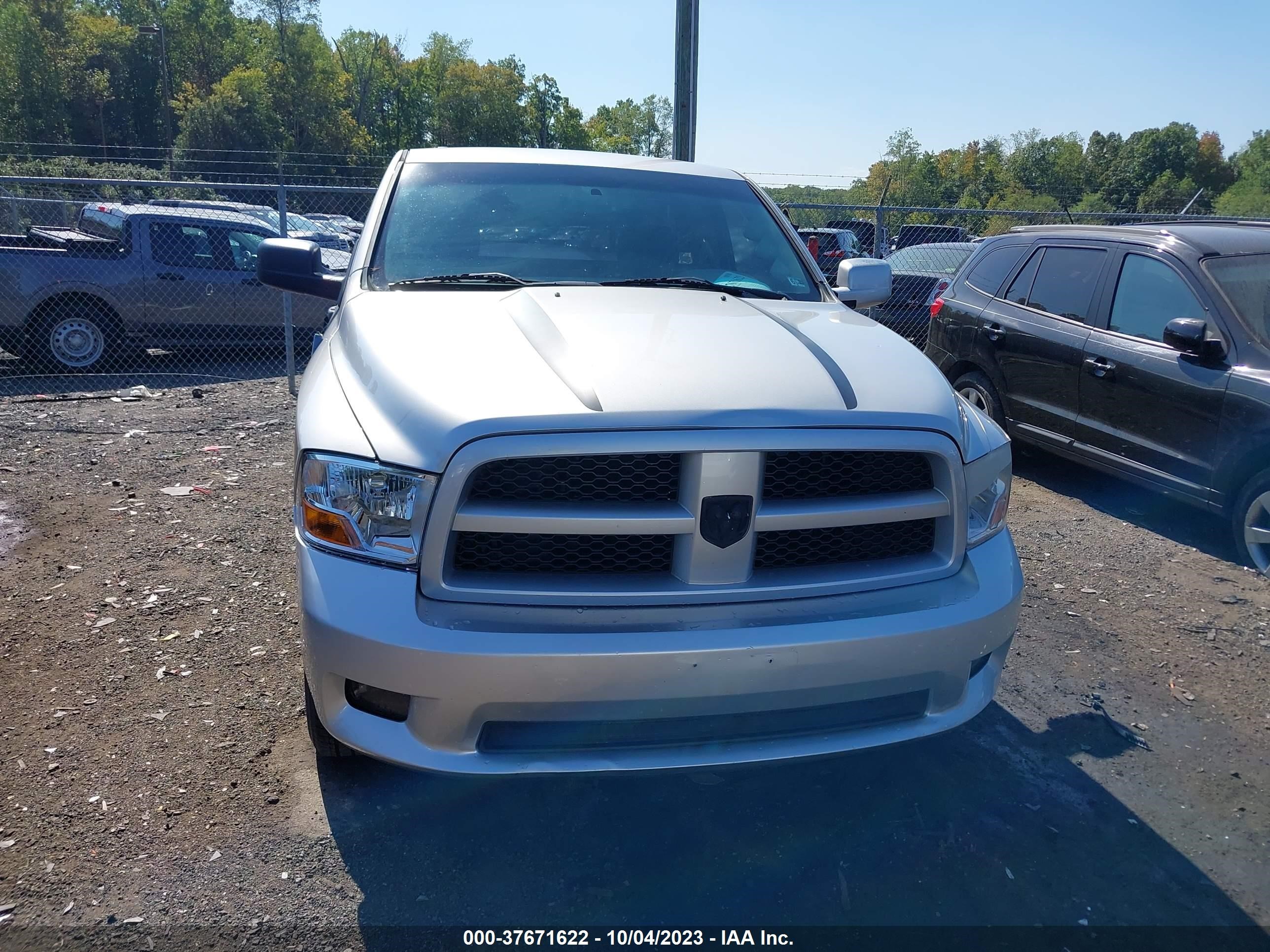 Photo 11 VIN: 3C6JD7AT1CG248968 - RAM 1500 