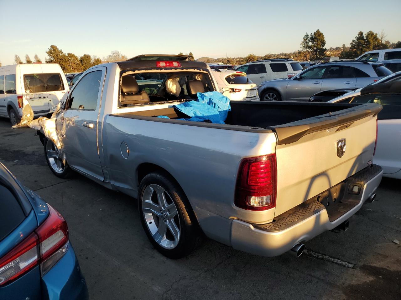 Photo 1 VIN: 3C6JR6CT3HG555607 - RAM 1500 