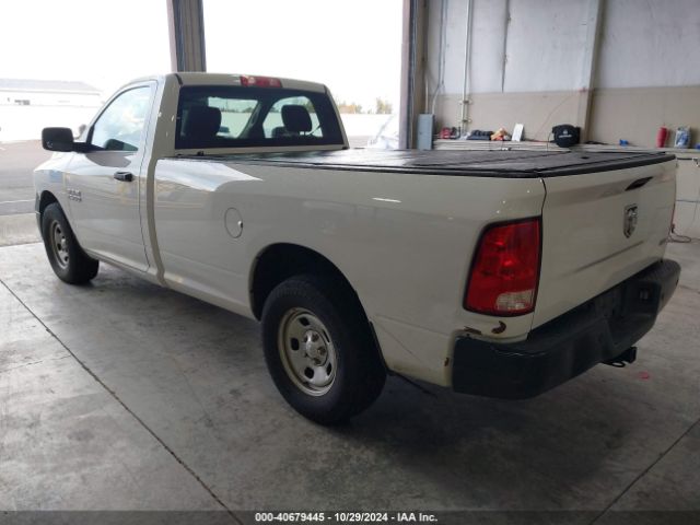 Photo 2 VIN: 3C6JR6DG4JG238183 - RAM 1500 