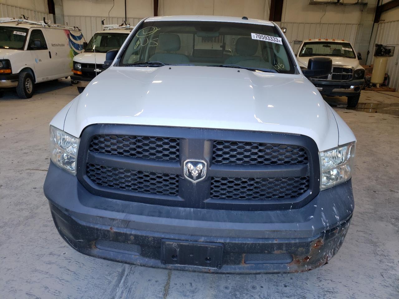 Photo 4 VIN: 3C6JR6DG5FG589434 - RAM 1500 