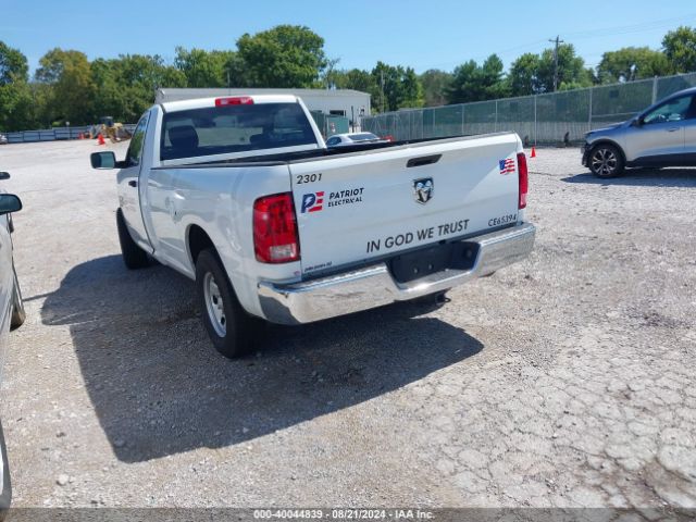 Photo 2 VIN: 3C6JR6DGXNG395805 - RAM 1500 