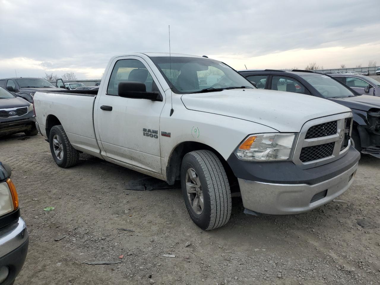 Photo 3 VIN: 3C6JR6DT1GG171693 - RAM 1500 