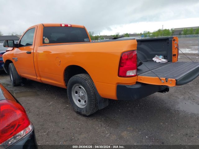 Photo 2 VIN: 3C6JR6DT6KG603316 - RAM 1500 CLASSIC 