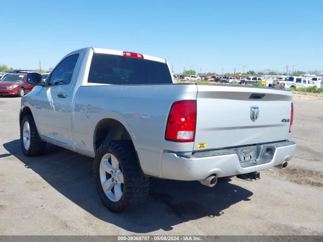 Photo 2 VIN: 3C6JR7AT2FG619321 - RAM 1500 