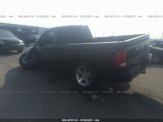 Photo 2 VIN: 3C6JR7ATXFG683624 - RAM 1500 