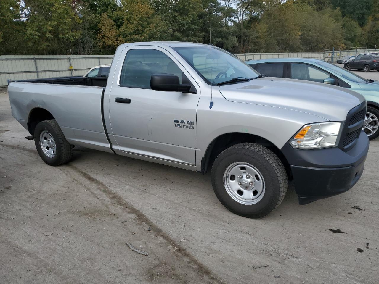 Photo 3 VIN: 3C6JR7DGXDG585317 - RAM 1500 