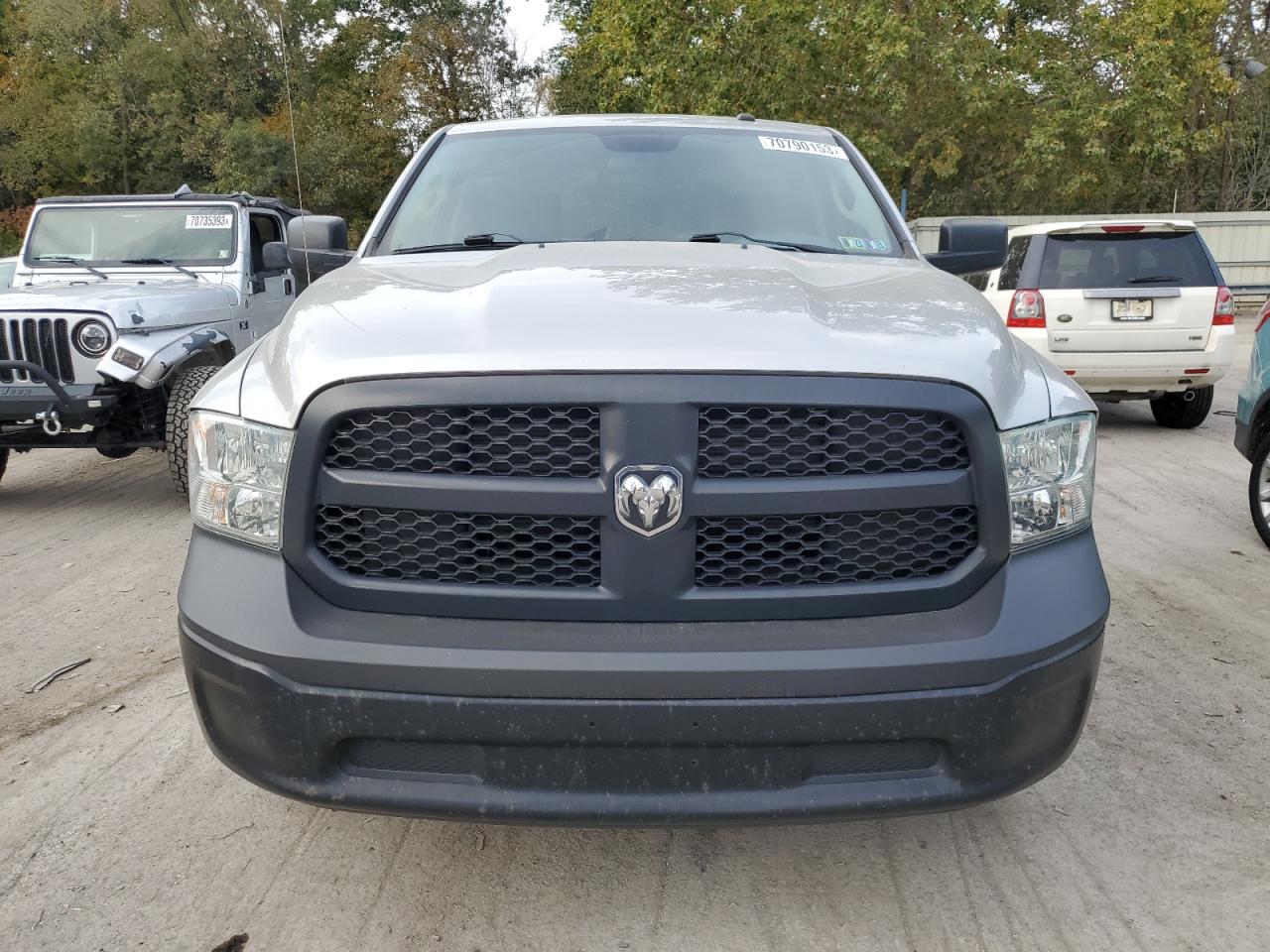 Photo 4 VIN: 3C6JR7DGXDG585317 - RAM 1500 