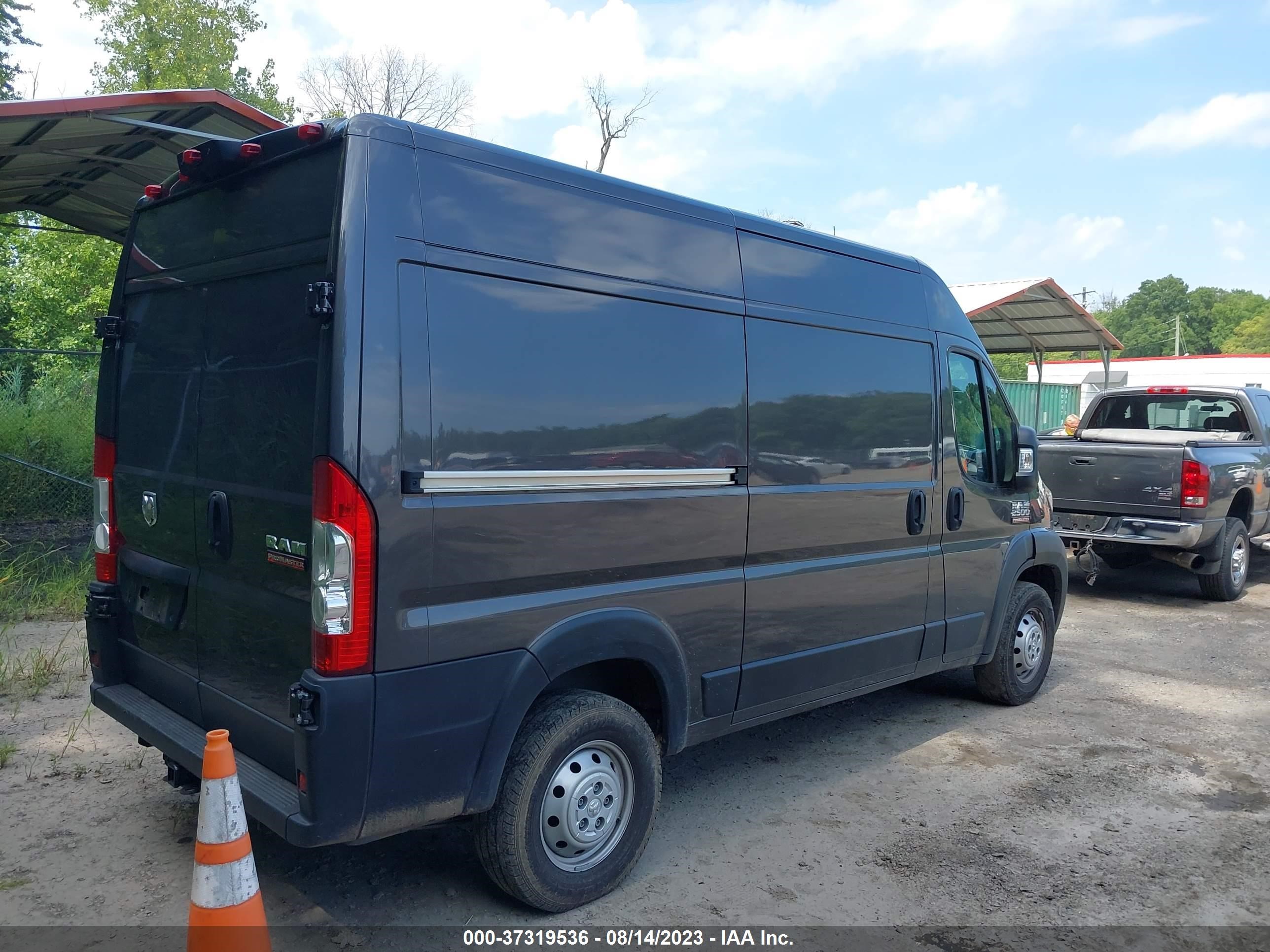 Photo 3 VIN: 3C6LRVCGXME567832 - RAM PROMASTER CITY 