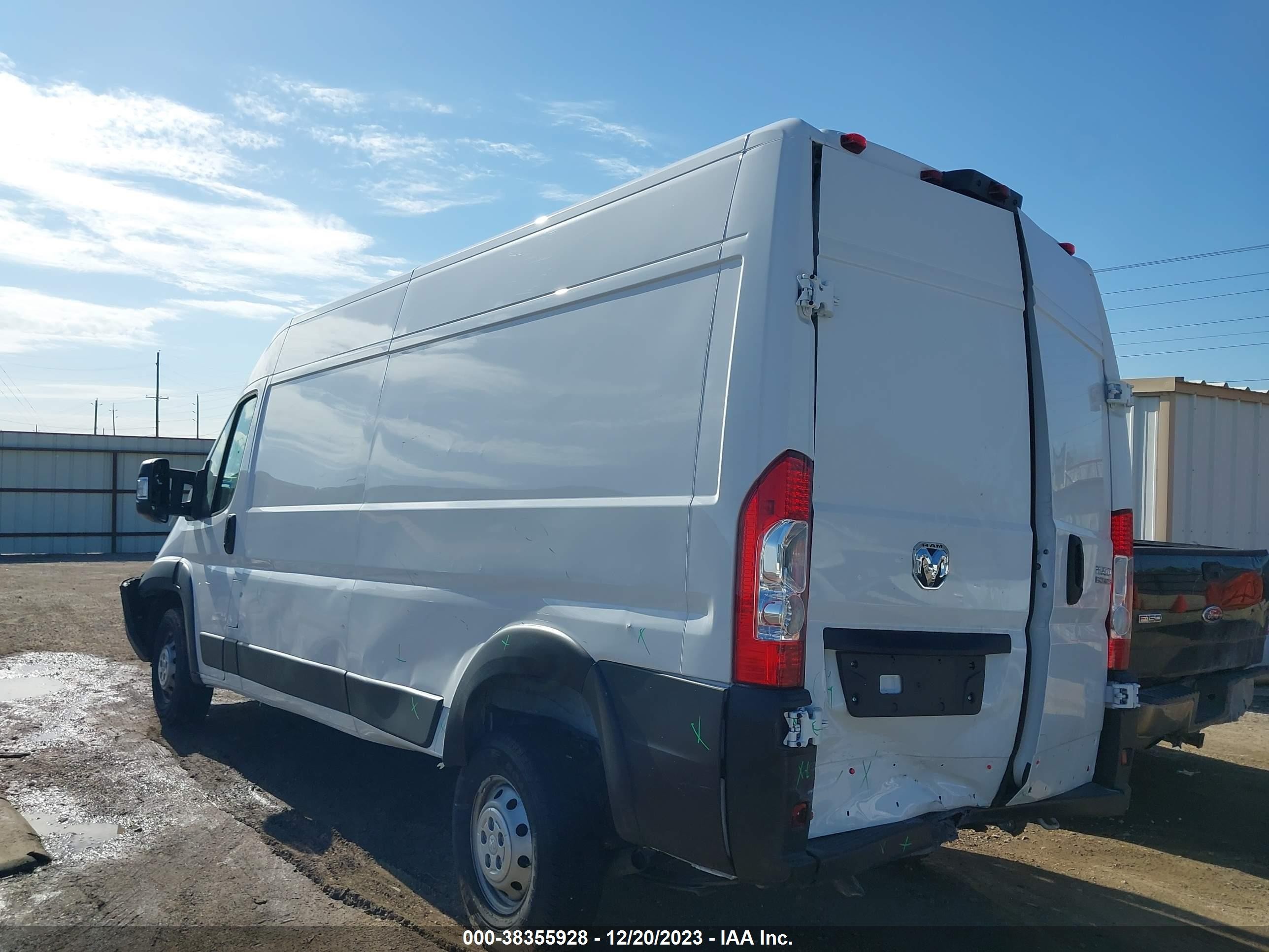 Photo 2 VIN: 3C6LRVDG1PE588054 - RAM PROMASTER CITY 