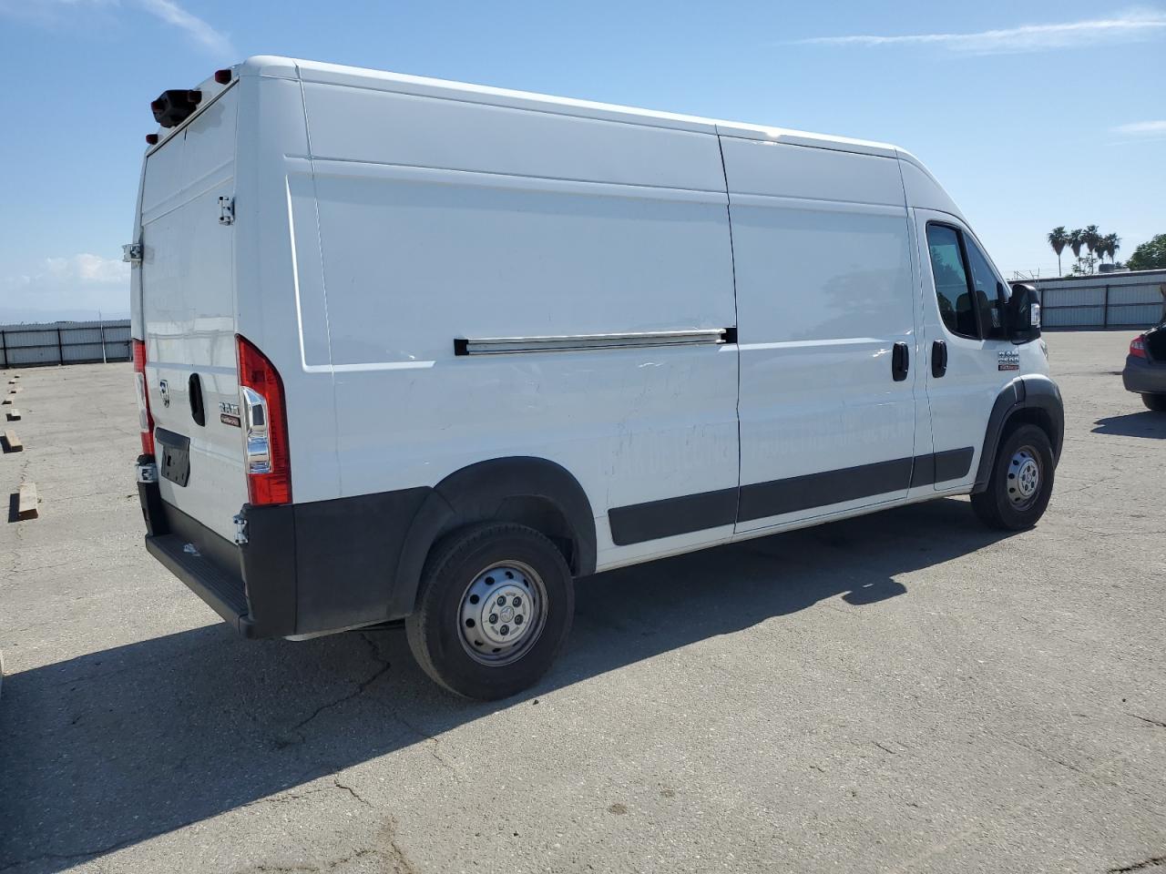 Photo 2 VIN: 3C6LRVDG4NE122258 - RAM PROMASTER CITY 