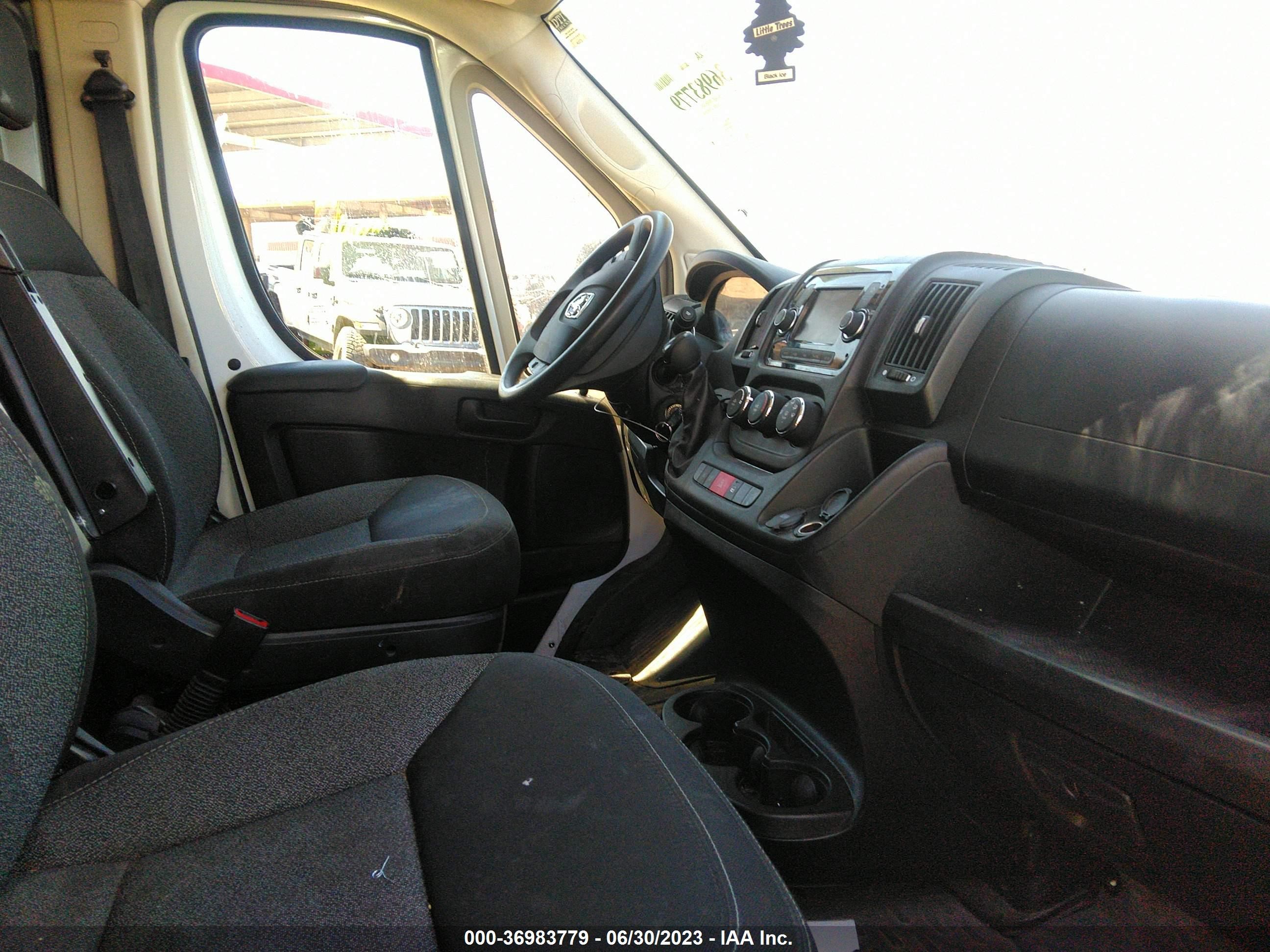 Photo 4 VIN: 3C6LRVDG9ME526445 - RAM PROMASTER CITY 