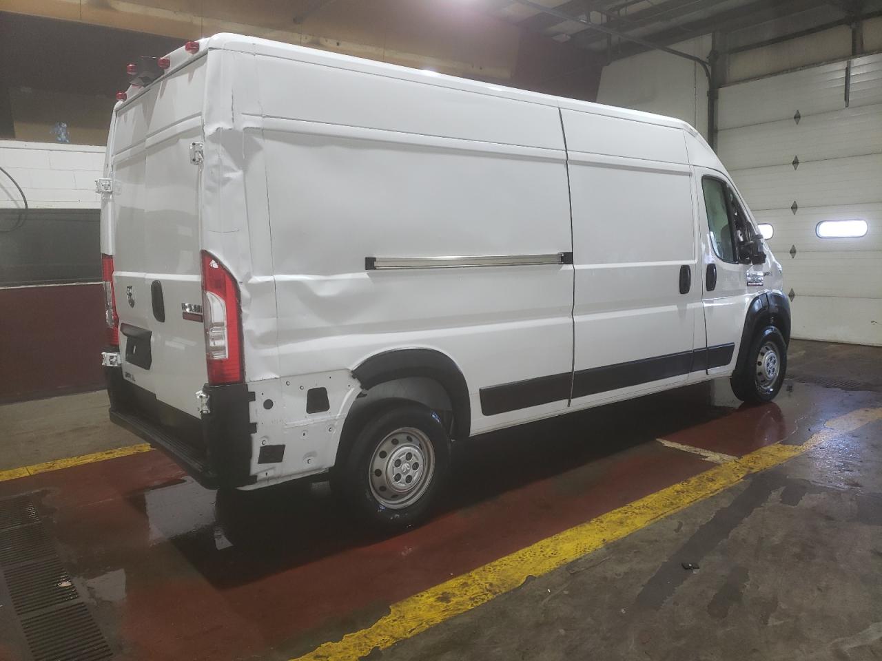 Photo 2 VIN: 3C6LRVDG9NE128556 - RAM PROMASTER 2500 